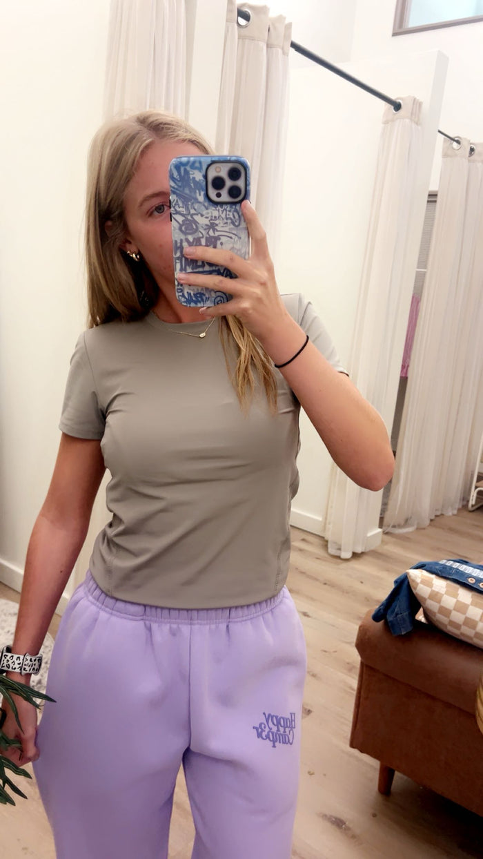 Short Sleeve Crew Neck Side Seam Detail Workout Top for Activewear