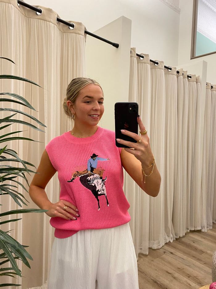 Western Cowboy Embroidery Round Neck Sleeveless Sweater in Pink