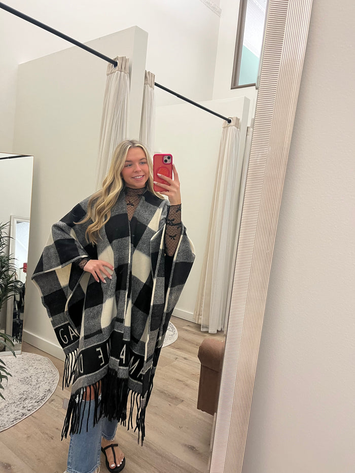 Game Day Checkered Cape