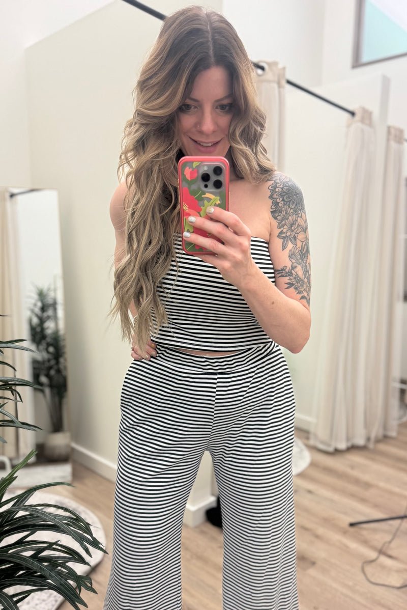Stripe Pattern Tube Top & Wide Leg Pants Set
