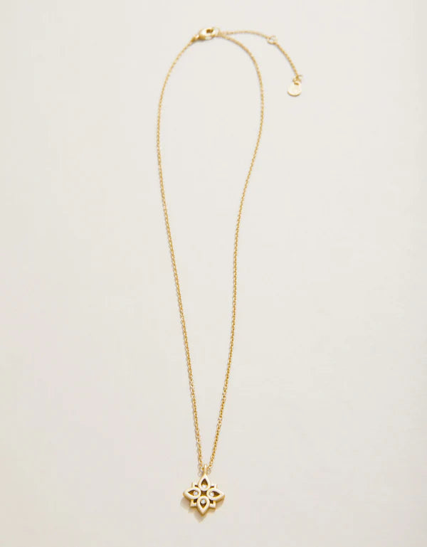 Spartina 449 Sea La Vie Necklace in Gift Box - Never give up /Lotus