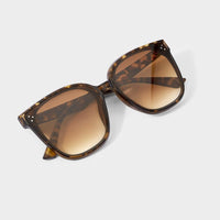 Savannah Sunglasses Brown Tortoiseshell Chic Style Accessory